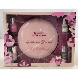 New Le Mini Macaron Deluxe Gel Manicure Set w/ Maxi LED Lamp La Vie en Bloom